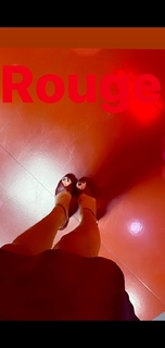 Caroline Roux feet photo 11