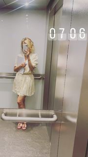 Caroline Roux feet photo 3