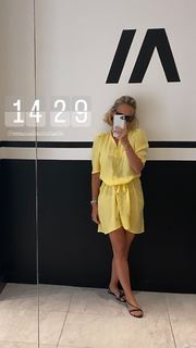 Caroline Roux feet photo 2
