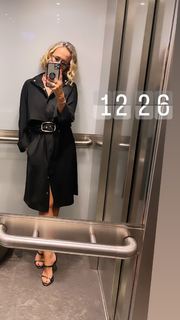 Caroline Roux feet photo 3
