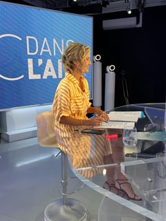 Caroline Roux feet photo 5