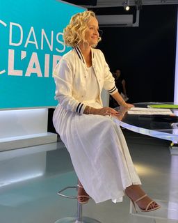 Caroline Roux feet photo 7