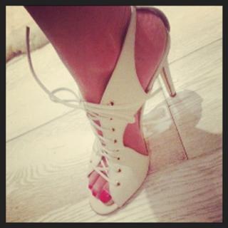 Caroline Stanbury feet photo 19