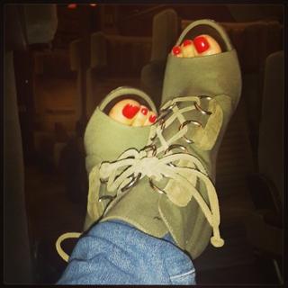 Caroline Stanbury feet photo 13