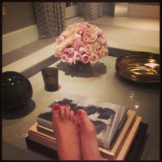Caroline Stanbury feet photo 9