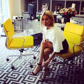 Caroline Stanbury feet photo 2