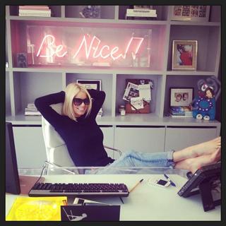 Caroline Stanbury feet photo 12