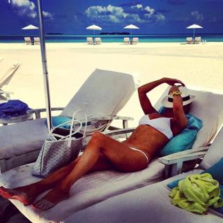 Caroline Stanbury feet photo 9