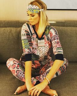 Caroline Stanbury feet photo 18