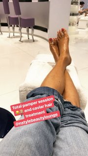 Caroline Stanbury feet photo 10