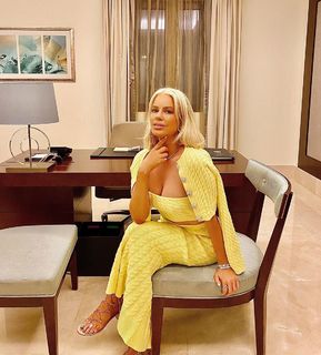 Caroline Stanbury feet photo 7