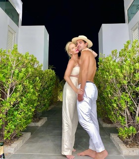 Caroline Stanbury feet photo 12