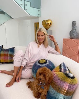 Caroline Stanbury feet photo 8