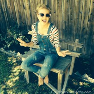 Caroline Sunshine feet photo 16