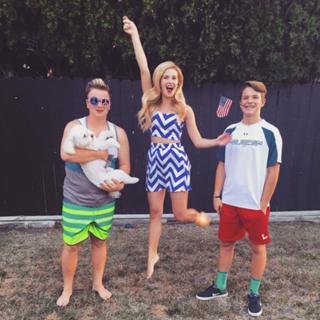 Caroline Sunshine feet photo 13