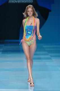 Caroline Trentini feet photo 3