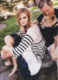 Caroline Trentini feet photo 7