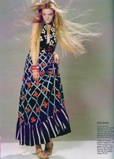 Caroline Trentini feet photo 2