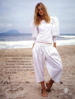 Caroline Trentini feet photo 13