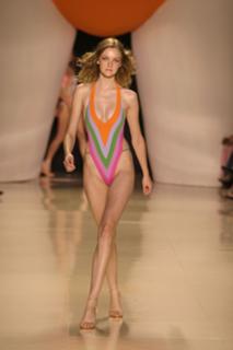 Caroline Trentini feet photo 15