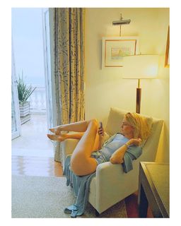 Caroline Trentini feet photo 14