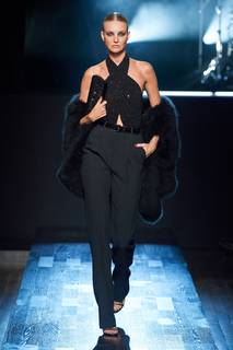 Caroline Trentini feet photo 1