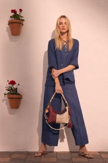 Caroline Trentini feet photo 8