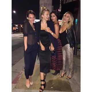 Caroline Vreeland feet photo thumbnail