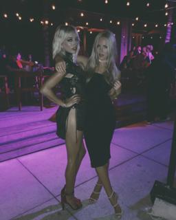 Caroline Vreeland feet photo thumbnail