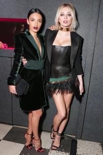 Caroline Vreeland feet photo thumbnail