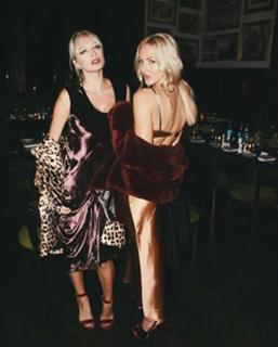 Caroline Vreeland feet photo thumbnail