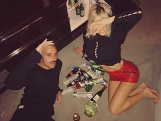 Caroline Vreeland feet photo thumbnail