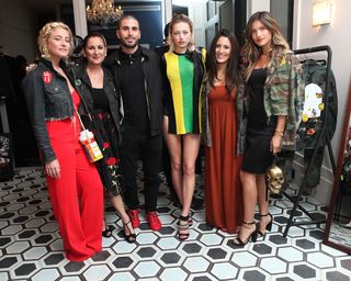 Caroline Vreeland feet photo thumbnail