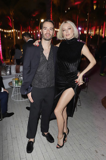 Caroline Vreeland feet photo thumbnail