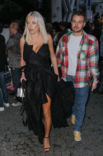 Caroline Vreeland feet photo thumbnail