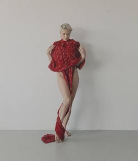 Caroline Vreeland feet photo thumbnail