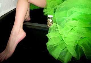 Caroline Vreeland feet photo thumbnail