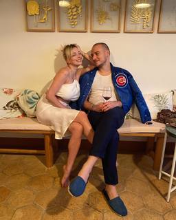 Caroline Vreeland feet photo thumbnail