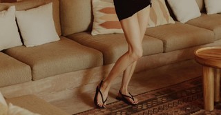 Caroline Vreeland feet photo thumbnail