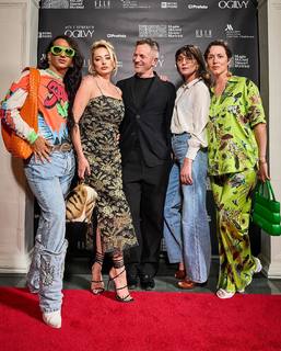 Caroline Vreeland feet photo thumbnail