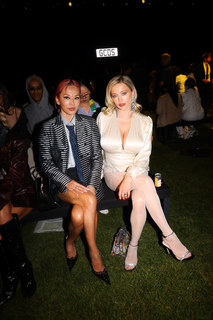 Caroline Vreeland feet photo thumbnail