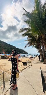 Caroline Vreeland feet photo thumbnail