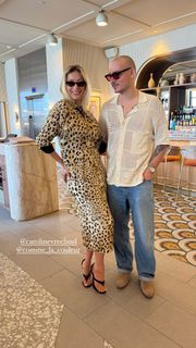 Caroline Vreeland feet photo thumbnail