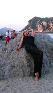 Caroline Vreeland feet photo thumbnail