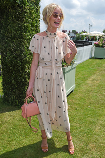 Caroline Winberg feet photo 12