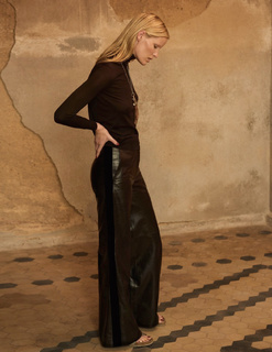 Caroline Winberg feet photo 2
