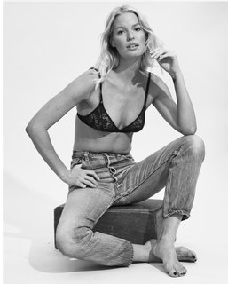 Caroline Winberg feet photo 5