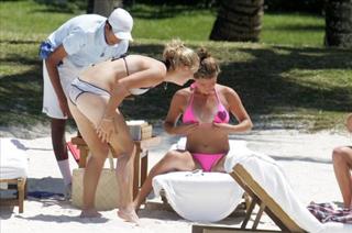 Caroline Wozniacki feet photo thumbnail