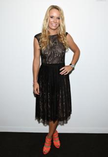Caroline Wozniacki feet photo thumbnail