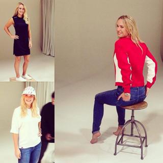 Caroline Wozniacki feet photo thumbnail